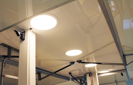 remorque commerce ambulant avec éclairage intérieur led downlight
